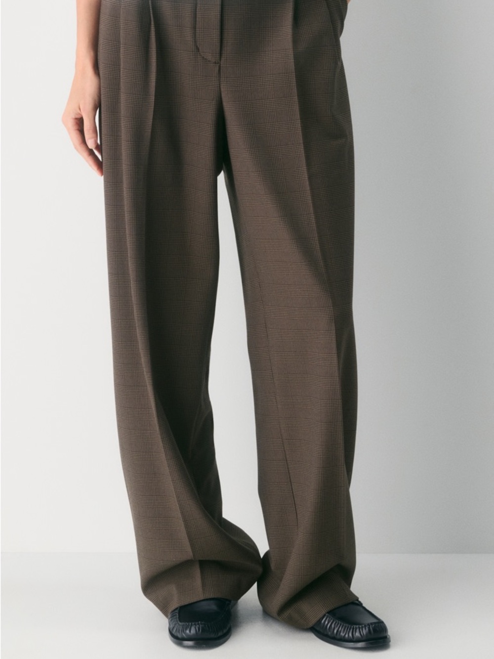 Aritzia Effortless Brown Plaid Wide Leg Trousers